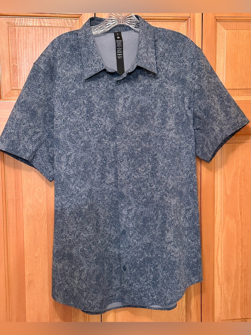 Men's Lululemon Airing Easy Short-Sleeve Button Down Shirt XL new without tags